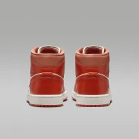 Nike Air Jordan 1 Mid жіноча Кросівки колір білий