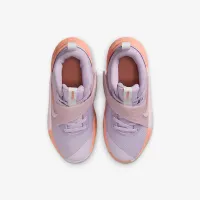 Nike Team Hustle D 12 Little дитячі Кросівки колір фіолетовий