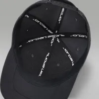 Nike Jordan Rise Structuколір червоний Hat колір чорний