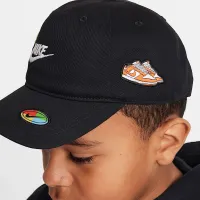 Nike Little дитячі Patch Toss Club Cap колір чорний