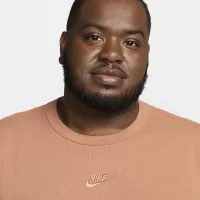 Nike Sportswear Premium Essentials чоловічі футболка колір коричневий