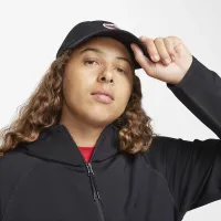 Nike Club Unstructuколір червоний 