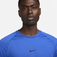 Nike Pro чоловічі Dri-FIT Slim Short-Sleeve Top блакитний