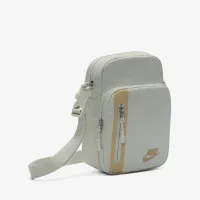 Nike Elemental Premium Crossbody сумка (4L) колір зелений