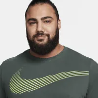 Nike чоловічі Dri-FIT Long-Sleeve Fitness футболка колір зелений