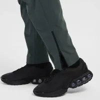 Nike Tech чоловічі Woven Pants колір зелений