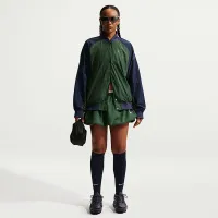 Nike Sportswear женская оверсайз Varsity Куртка цвет зеленый