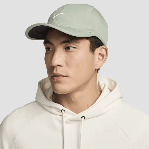 Nike Dri-FIT Club Unstructuколір червоний Featherlight Cap колір зелений