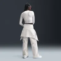 Nike Sportswear Chill Knit женская Slim Long-Sleeve Cropped Top цвет белый