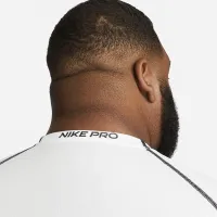 Nike Pro Dri-FIT чоловічі Slim Fit Long-Sleeve Top колір білий