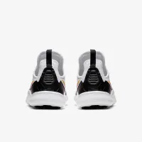Nike Free TR 8 жіноча для тренування Кросівки колір чорний