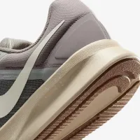 Nike Run Swift 3 чоловічі Road Running Кросівки колір сірий