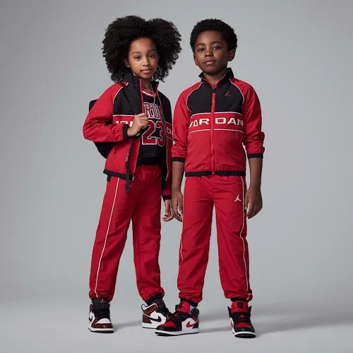 Nike Jordan Little детские 2-Piece Windbreaker Piping набор цвет красный
