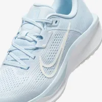 Nike Quest 6 жіноча Road Running Кросівки блакитний