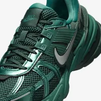 Nike V2K Run женская Кроссовки цвет зеленый