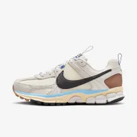Nike Zoom Vomero 5 Premium женская Кроссовки цвет коричневый