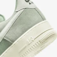 Nike Air Force 1 '07 LV8 чоловічі Кросівки колір зелений