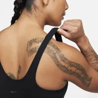 Nike Alate жіноча Medium-Support Padded Sports Bra Tank Top колір чорний