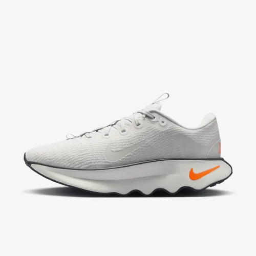 Nike Motiva чоловічі Walking Кросівки колір білий