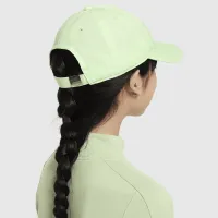 Nike Dri-FIT Club дитячі Unstructuколір червоний Metal Swoosh Cap колір зелений