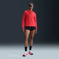 Nike Swift жіноча Repel Packable Running Куртка колір червоний