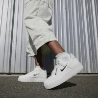 Nike Air Force 1 '07 Next Nature SE женская Кроссовки цвет белый