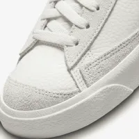 Nike Blazer Mid '77 жіноча Кросівки колір білий