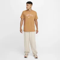 Nike Sportswear чоловічі футболка колір коричневий