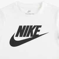 Nike Futura Little дитячі Everколір зелений футболка колір білий