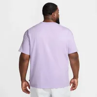 Nike Sportswear Premium Essentials чоловічі футболка колір фіолетовий