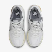Nike Zoom Vomero 5 жіноча Кросівки колір білий