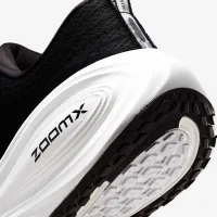 Nike Vomero Plus чоловічі Road Running Кросівки (Extra Wide) колір чорний