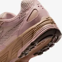 Nike P-6000 SE жіноча Кросівки колір коричневий