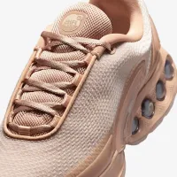 Nike Air Max Dn x Isamaya Ffrench жіноча Кросівки колір коричневий