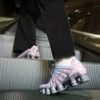 Nike Shox TL жіноча Кросівки колір сірий