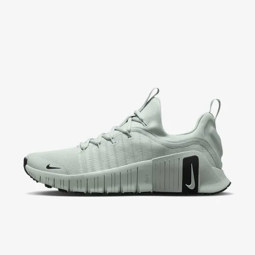 Nike Free Metcon 6 жіноча для тренування Кросівки колір сірий
