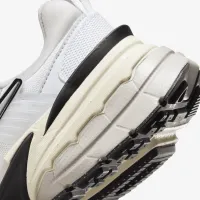 Nike V2K Run женская Кроссовки цвет белый
