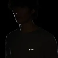 Nike Running Division чоловічі Therma-FIT ADV Long-Sleeve Running Top колір зелений