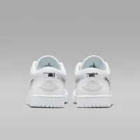 Nike Air Jordan 1 Low SE жіноча Кросівки колір білий