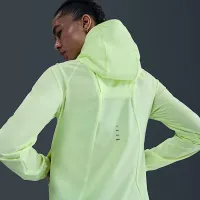 Nike Swift жіноча Repel Packable Running Куртка Yellow