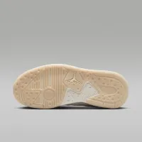 Nike Jordan CMFT Era женская Кроссовки цвет белый