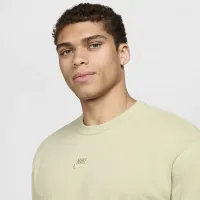 Nike Sportswear Premium Essentials мужские футболка цвет зеленый
