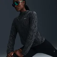 Nike Swift женская Dri-FIT Packable Running Куртка цвет черный