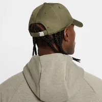 Nike Dri-FIT Club Unstructuколір червоний Featherlight Cap колір коричневий