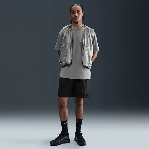 Nike Tech чоловічі Super Lightweight шорти колір чорний