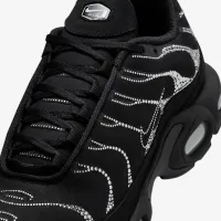 Nike Air Max Plus with Swarovski® Crystals жіноча Кросівки колір чорний