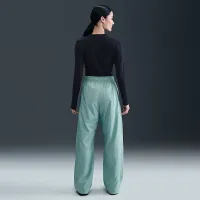 Nike Sportswear Classic женская Mid-Rise Open-Hem Pants цвет зеленый
