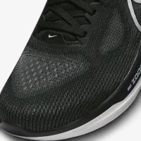 Nike Vomero 17 чоловічі Road Running Кросівки колір чорний