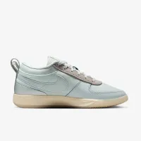 Nike Book 1 