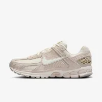 Nike Zoom Vomero 5 мужские Кроссовки цвет коричневый